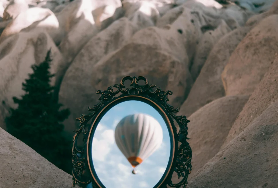 cappadocia photo tour balloon on the mirror